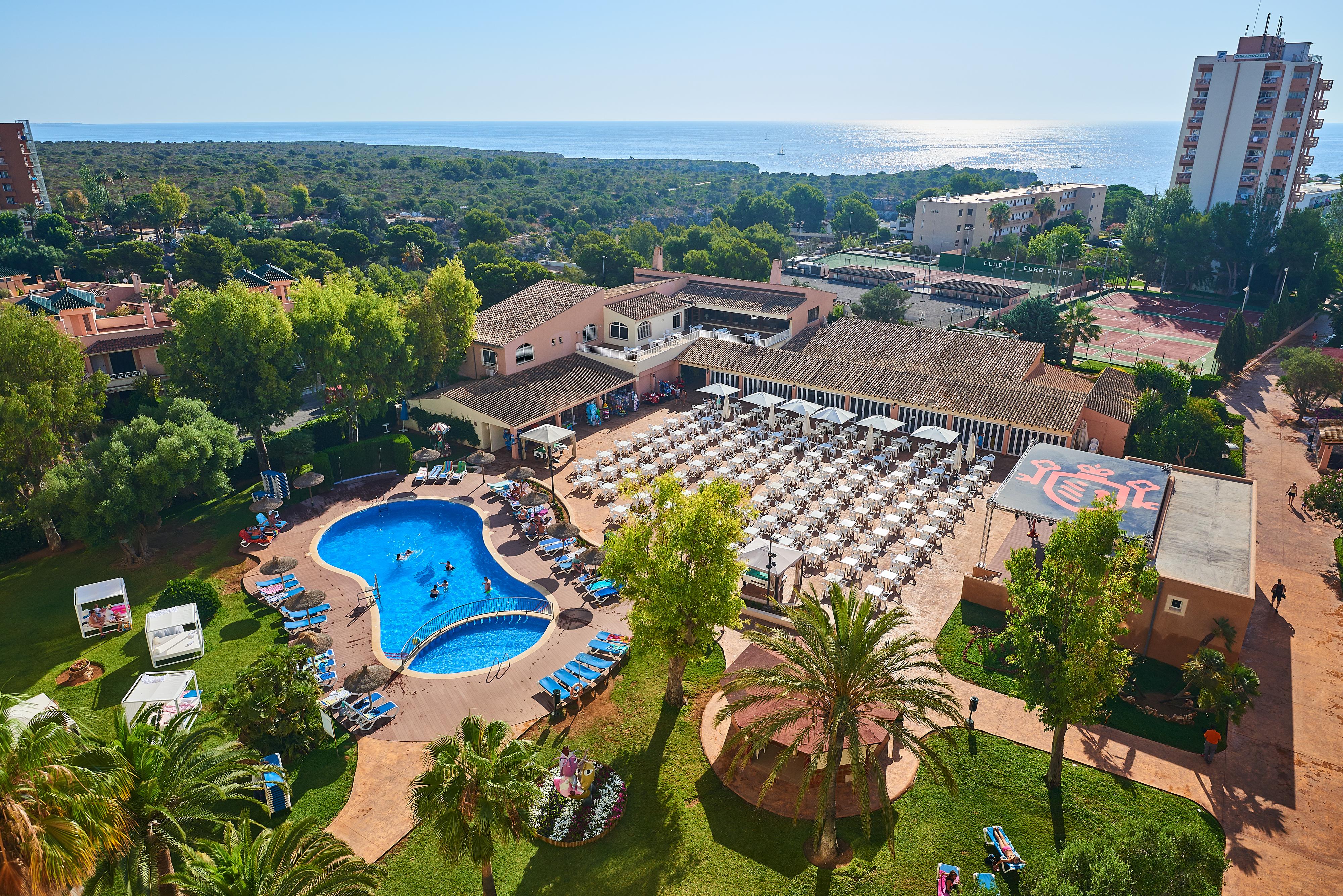 Hyb Eurocalas 4*Calas de Mallorca公司